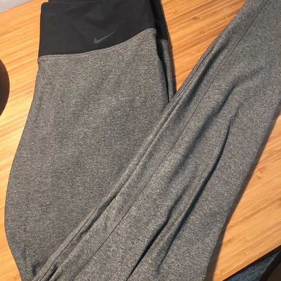 Nike Dri-Fit Leggings - Picture 1 of 3